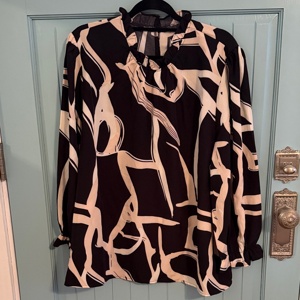 Black & Cream Abstract Print Women's Blouse